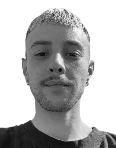 Portrait de Kevin Martinez, Thérapeute Complémentaire Ortra TC Naturopathe, formateur.ice chez Equilibre Formation