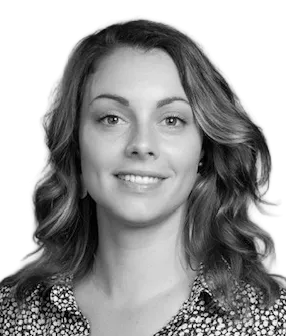 Portrait de Noémie Pasqual, Thérapeute Complémentaire Ortra TC Réflexothérapeute, formateur.ice chez Equilibre Formation